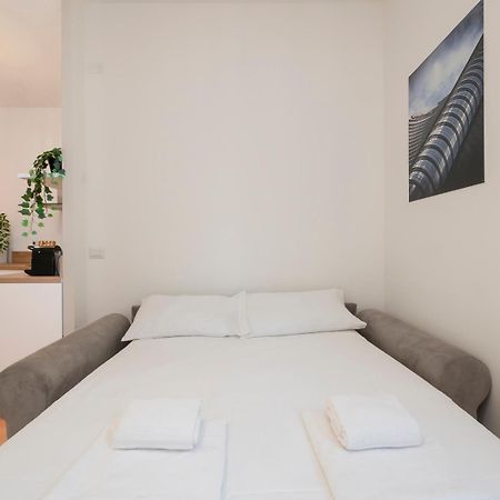 מילאנו I Host Apartment - Gressoney 1 מראה חיצוני תמונה