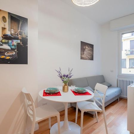 מילאנו I Host Apartment - Gressoney 1 מראה חיצוני תמונה